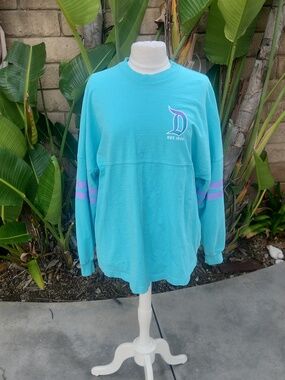 Disney Disneyland Turquoise Sea Blue Iridescent Purple Spirit Jersey Large